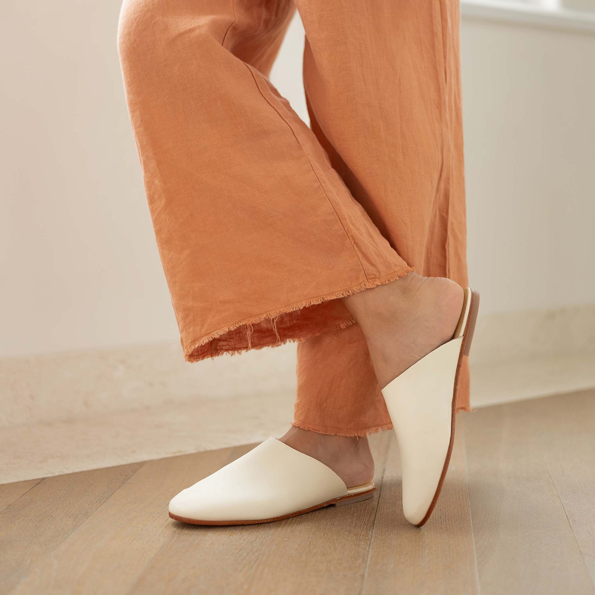 Womens | Lima Slip On | Bone