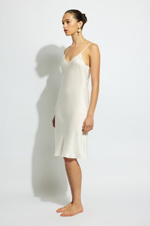 The Silk Nite By GINIA In Creme