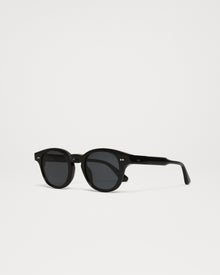 01 | Black