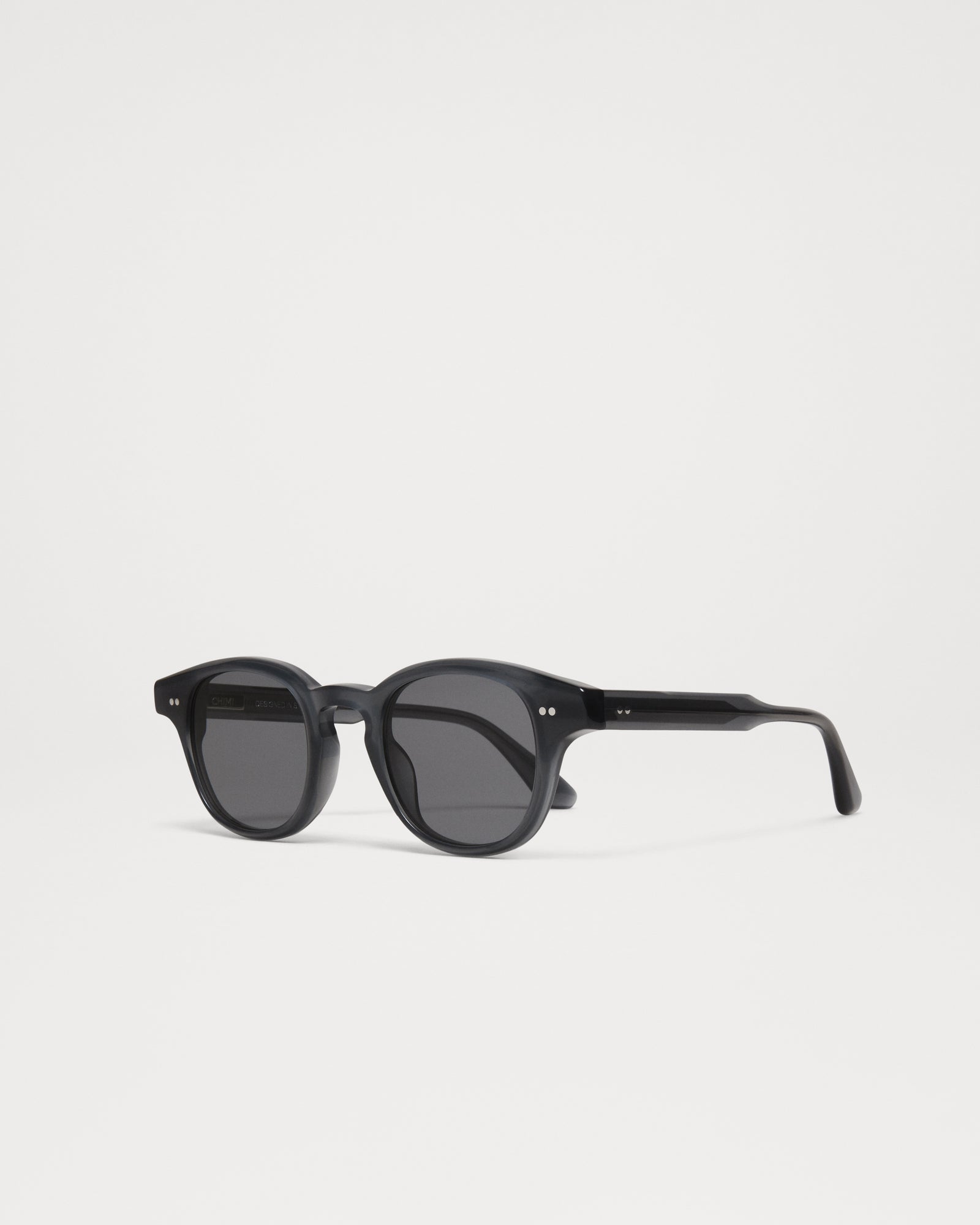 01 | Dark Grey