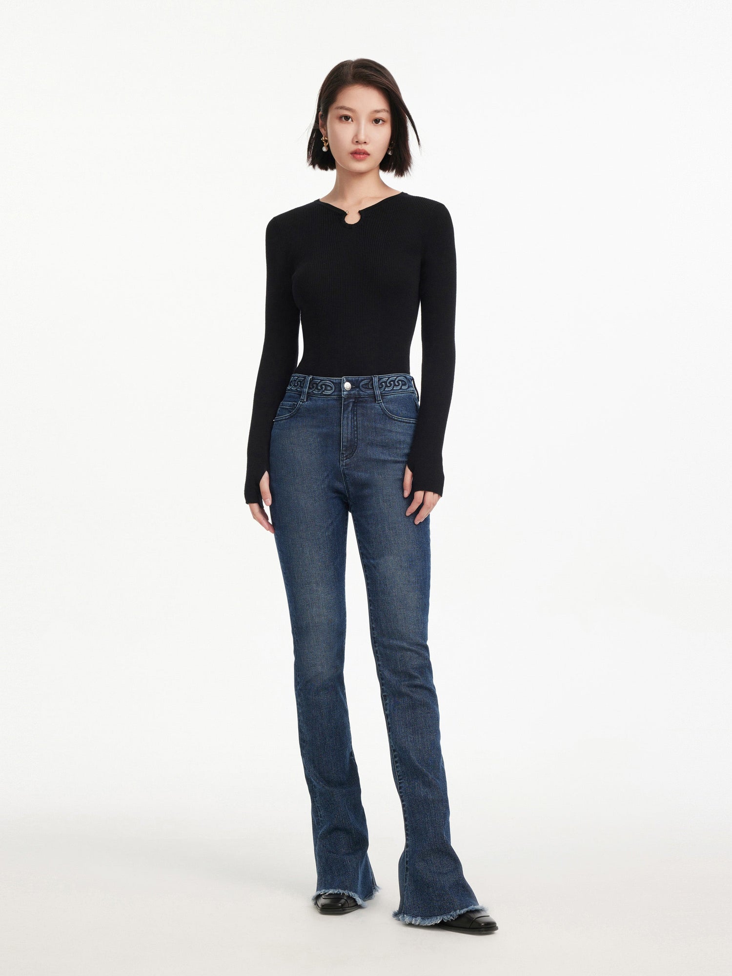 Wool Fit Long-Sleeves Sweater Top | Black