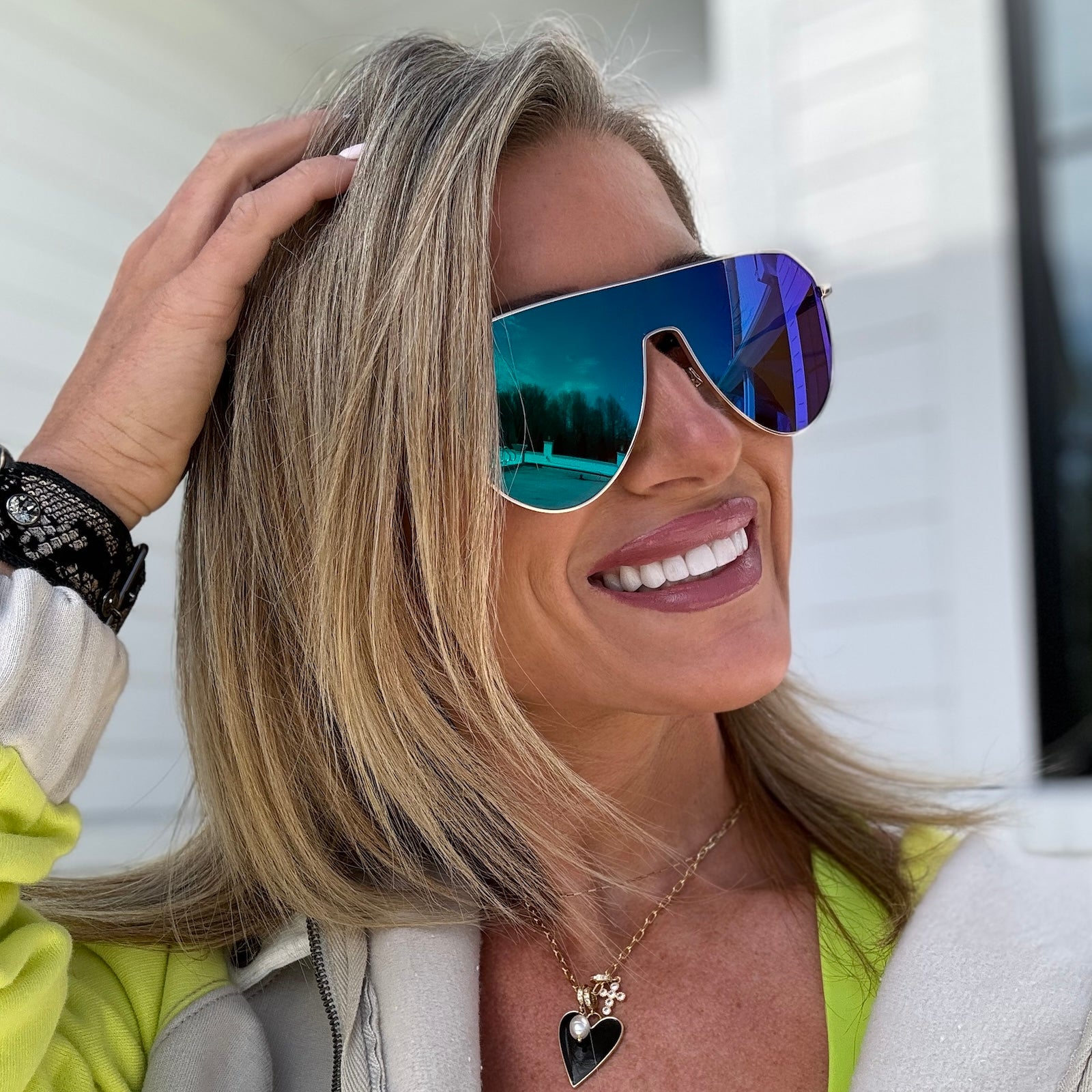 Womens | Dash Shield Sunglasses | Gold | Green Lenses