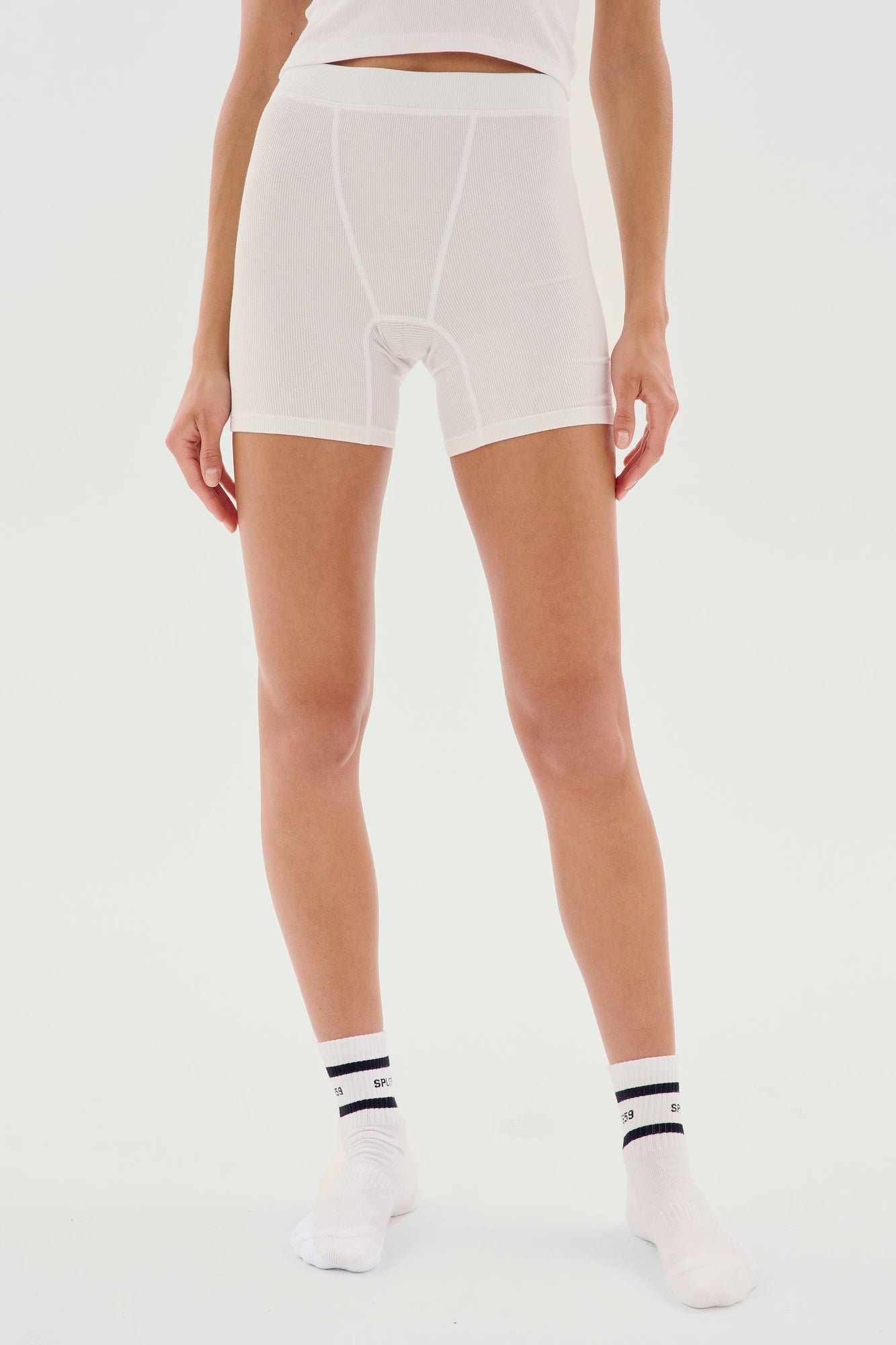 Theo Rib Short | White