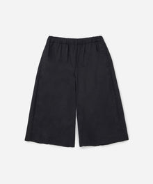 Black | Hannah Short