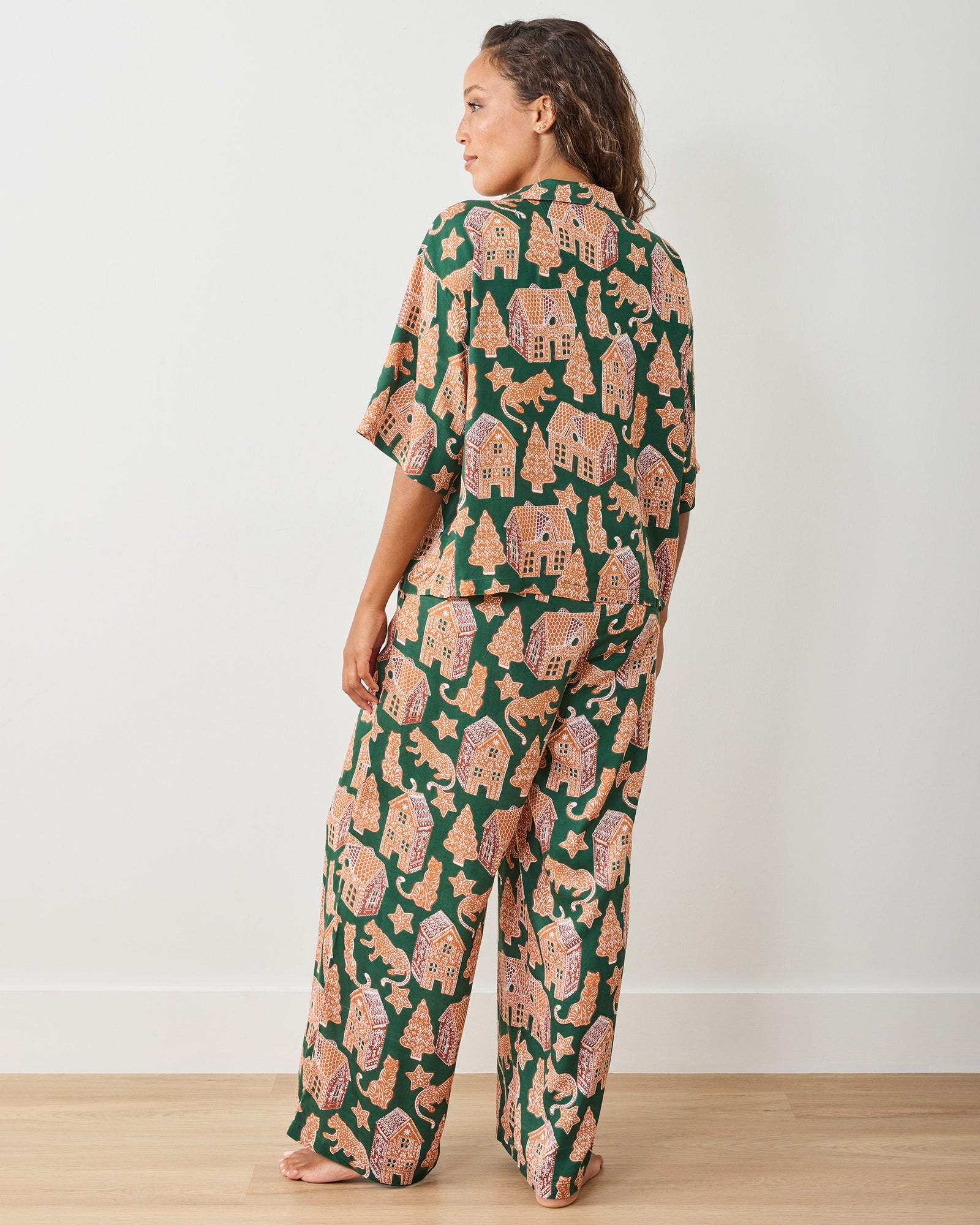 Gingerbread Party - Eco Satin Wildest Dreams Set - Hunter Green - Printfresh