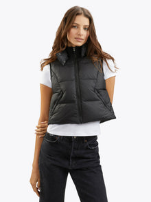 [info]--Bruna is 5'10 and wears a size XS