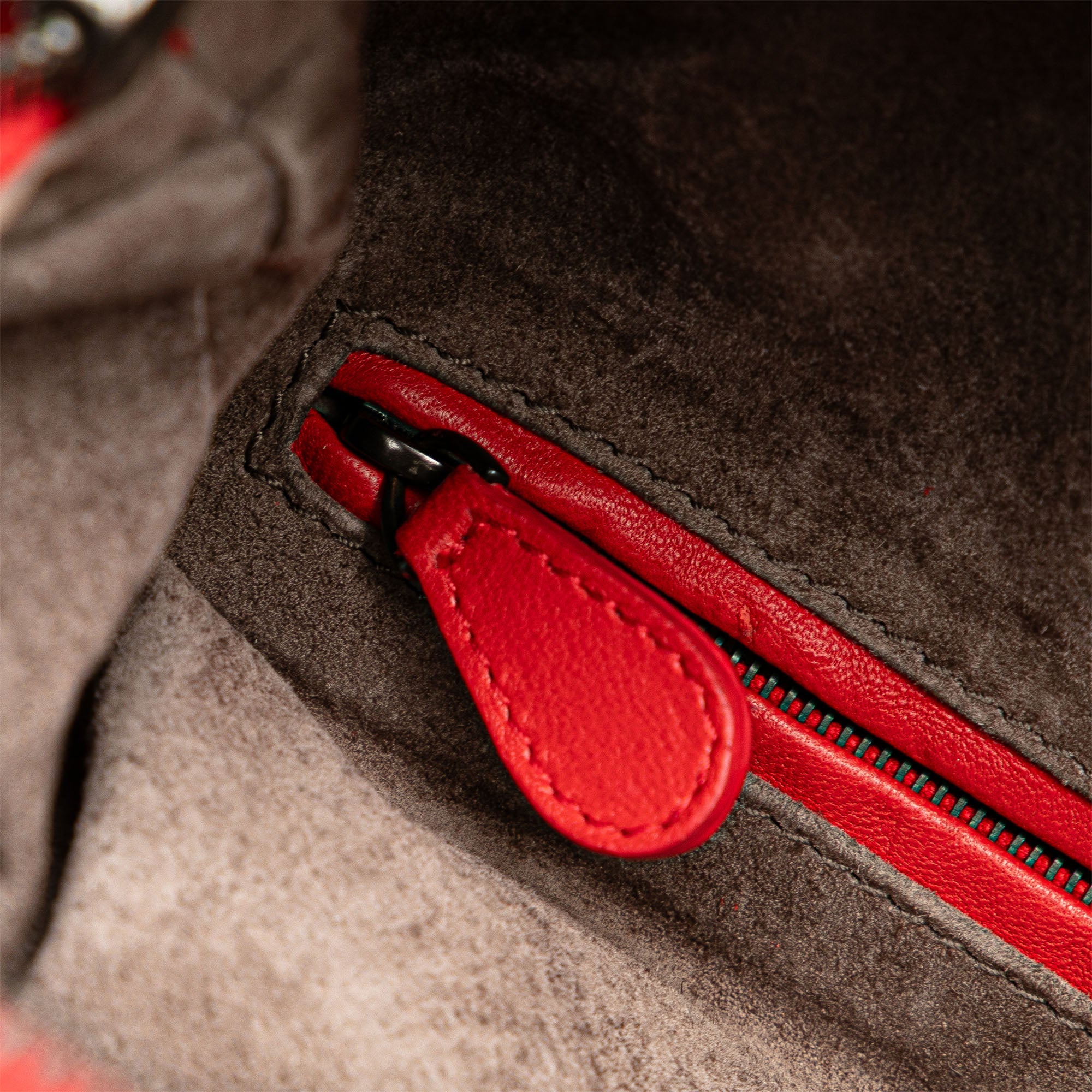 Bottega Veneta | Pre-Owned Nappa Intrecciato Brick Tote | Red