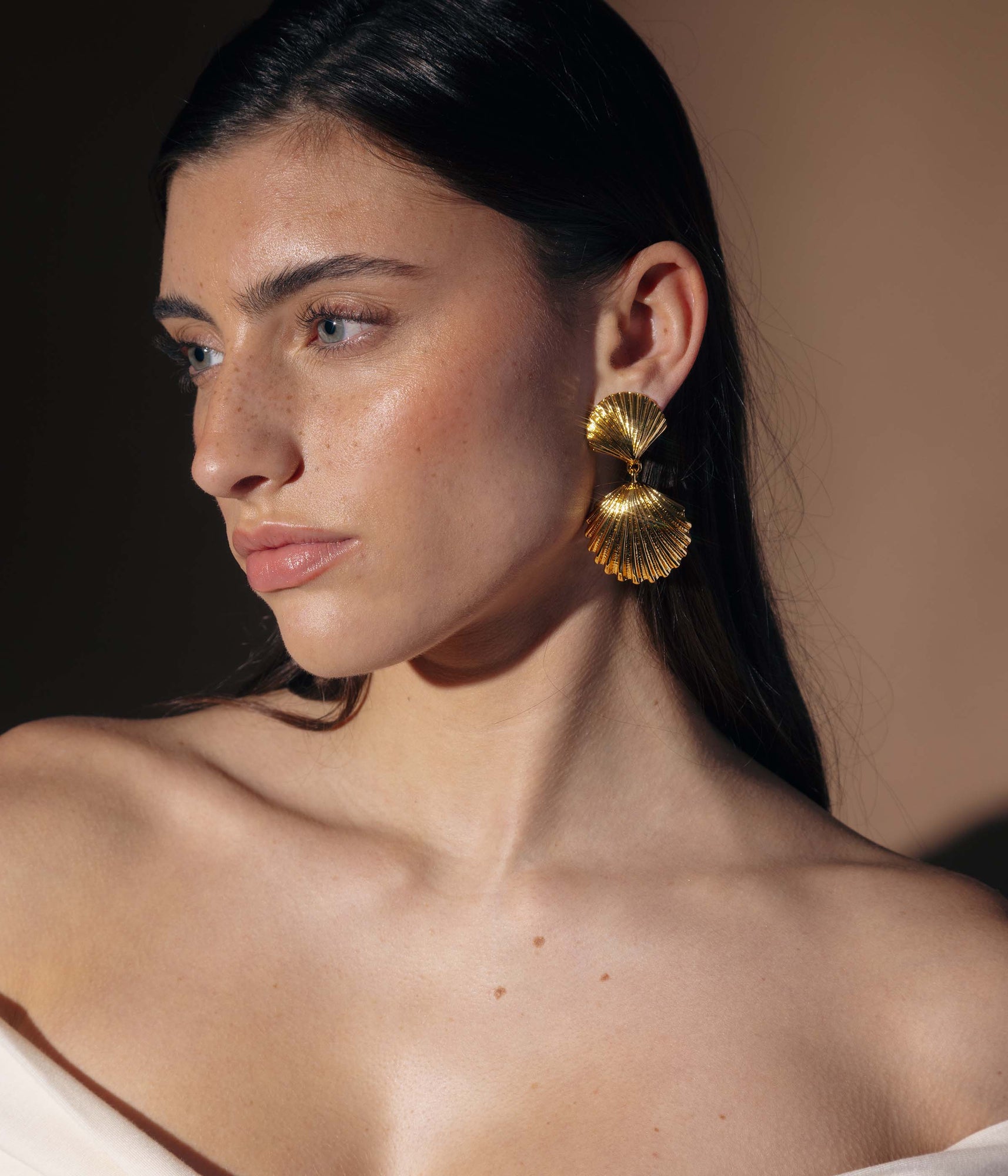 De la Mer Shell Earrings | Gold