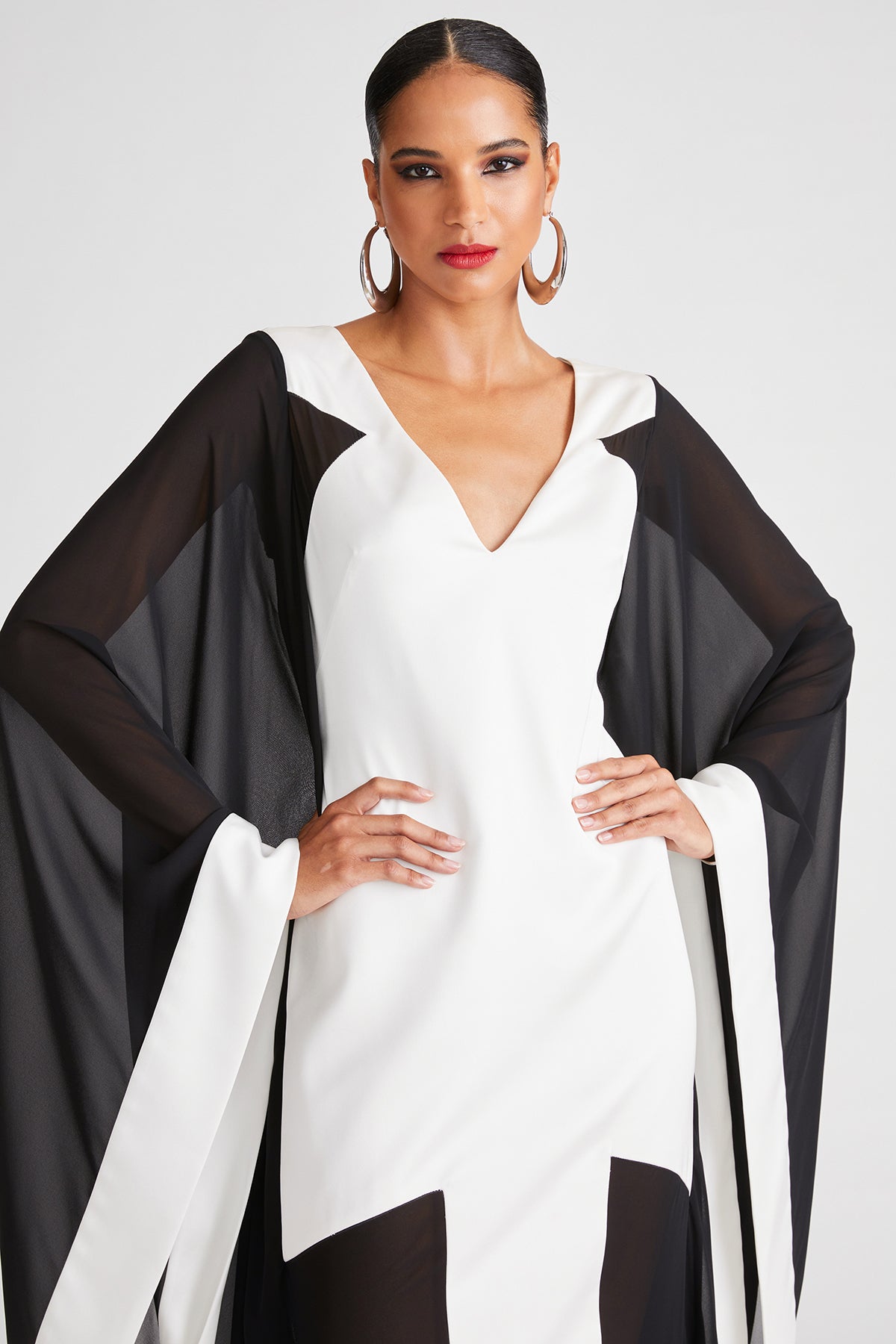 Halston | Yara Gown In Satin & Chiffon | White/Black
