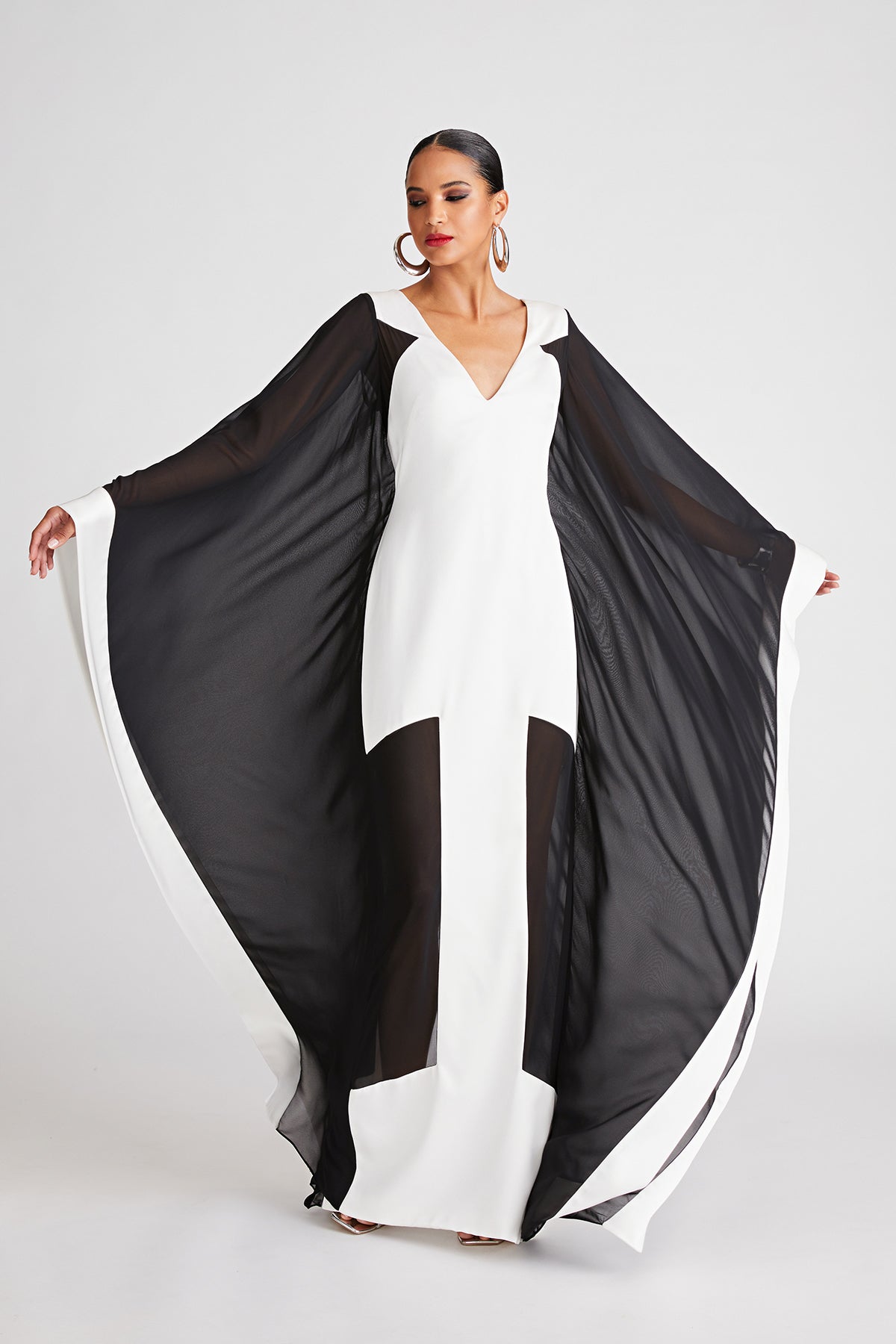 Halston | Yara Gown In Satin & Chiffon | White/Black