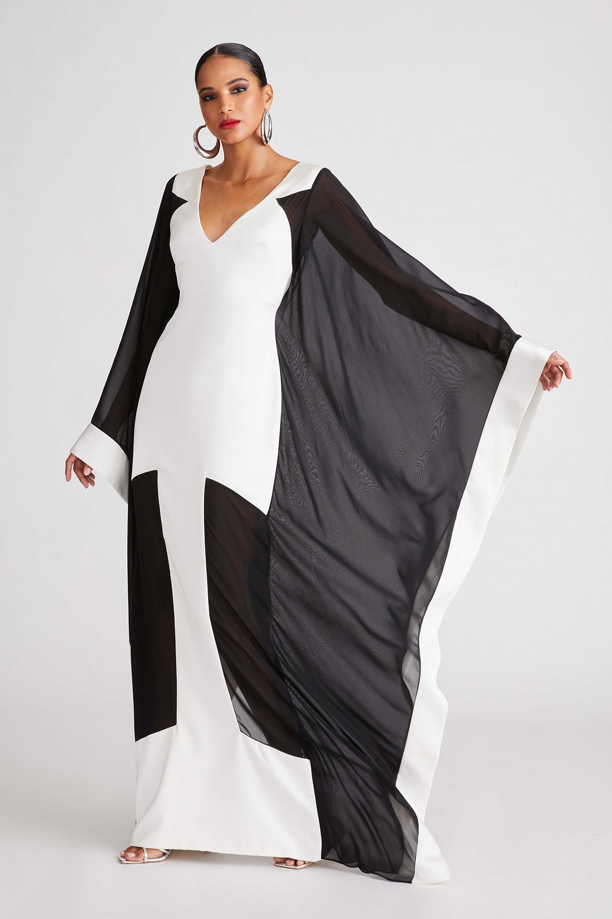 Halston | Yara Gown In Satin & Chiffon | White/Black
