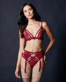 Natalia Suspender Belt | Bordeaux