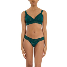 Signature Lace Low Rise Thong | Mountain Green