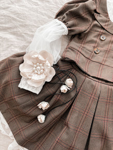 Girl | Evangeline Ivory Flower Tie With Pearl Center and Flower Tassels | Champagne