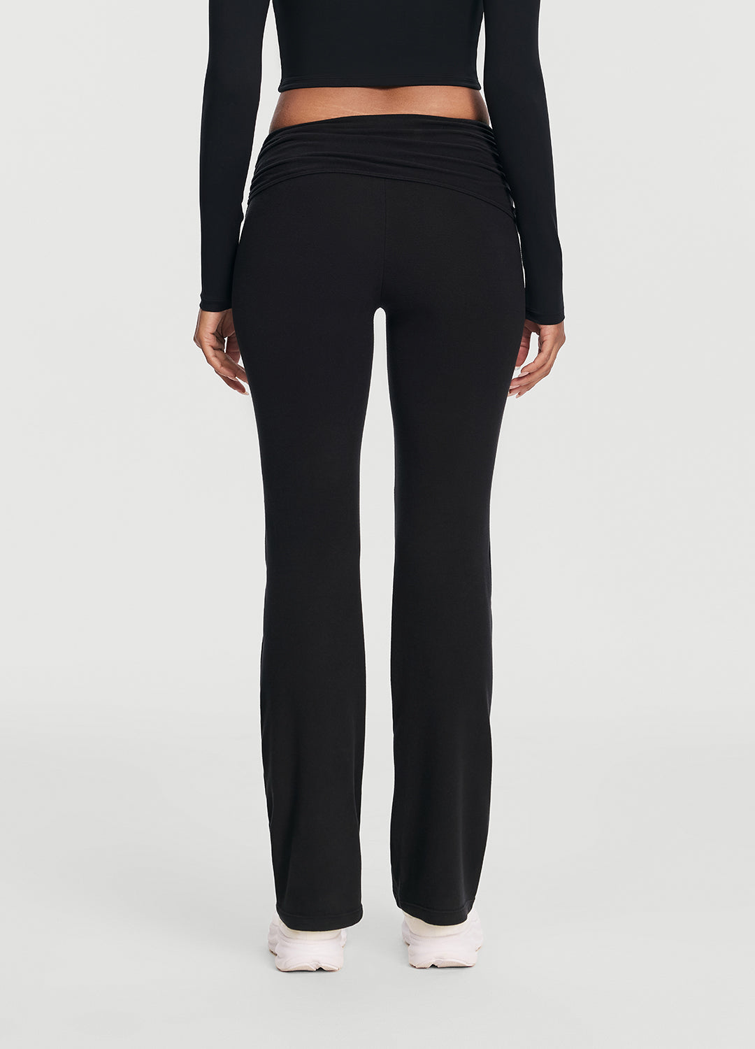 Soft Seamless Lounge Pants | Black