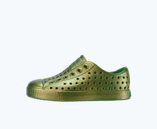 Side view of a Native Shoes Kids Jefferson Iridescent Kids | Picnic Green/ Picnic Green/ All Over Shine Footwear