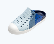Angled view of a Native Shoes Kids Jefferson Clog Marble Kids | Oasis Adventure Marble/ Shell White Footwear