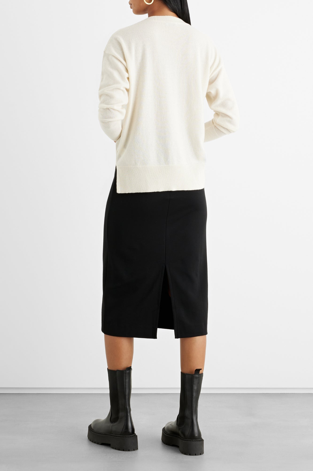 Women | Iris & Ink | Crew Neck Sweaters | Cream
