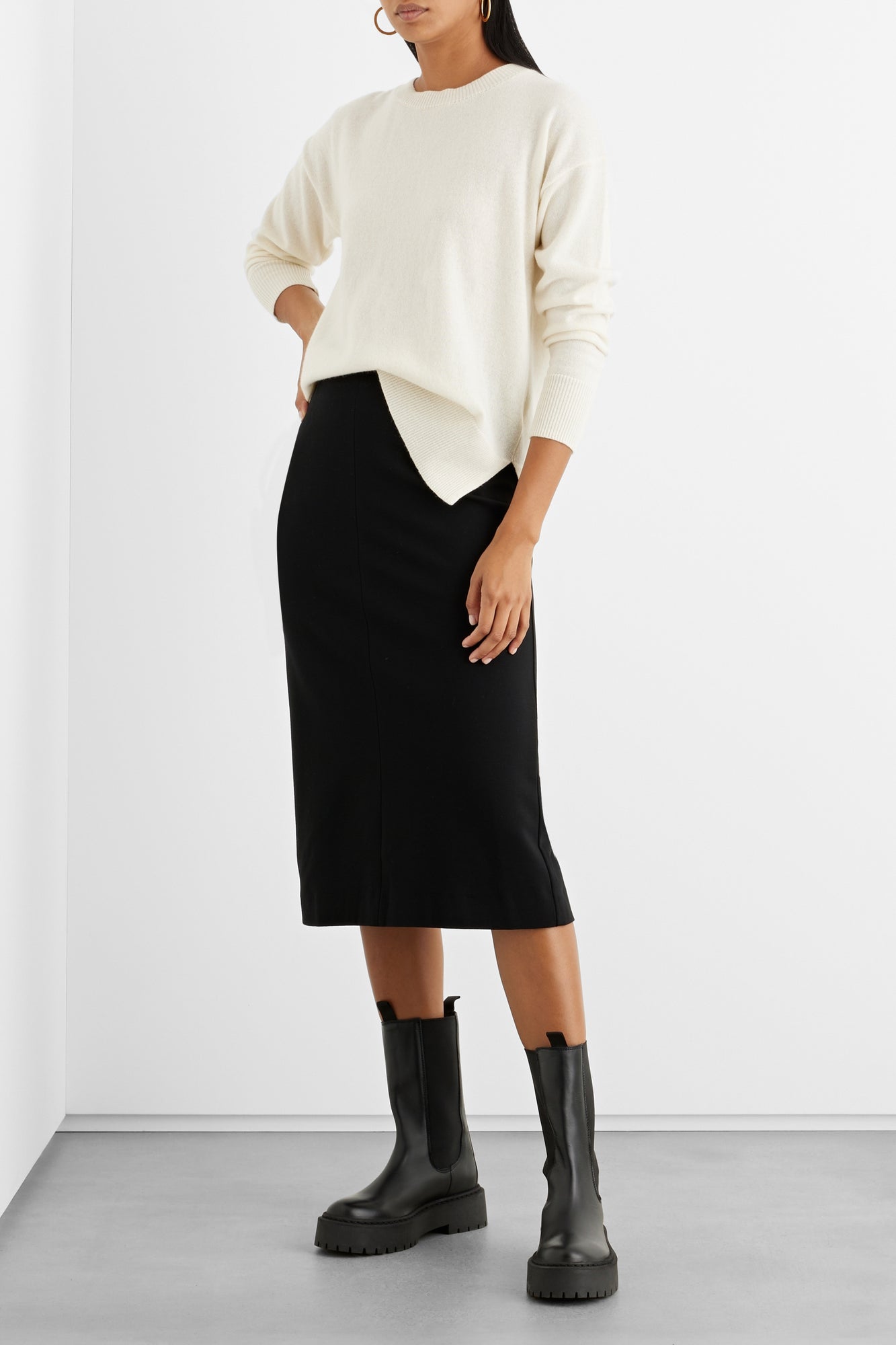 Women | Iris & Ink | Crew Neck Sweaters | Cream