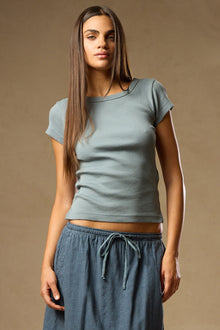 Women | Vintage Ribbed Side Slit Baby Tee | Glass