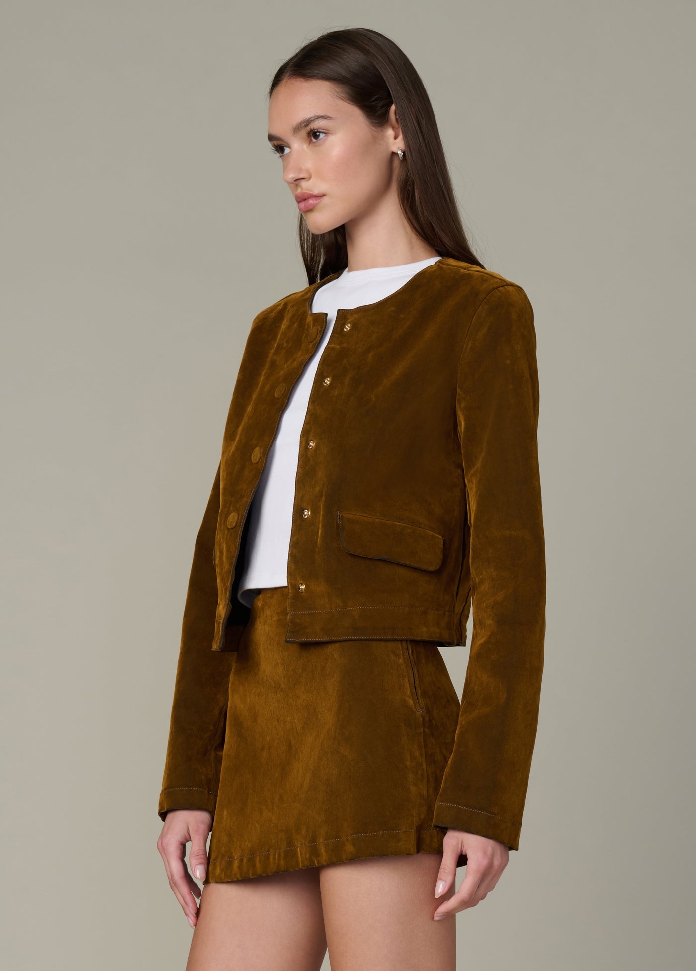 BRONZE BROWN