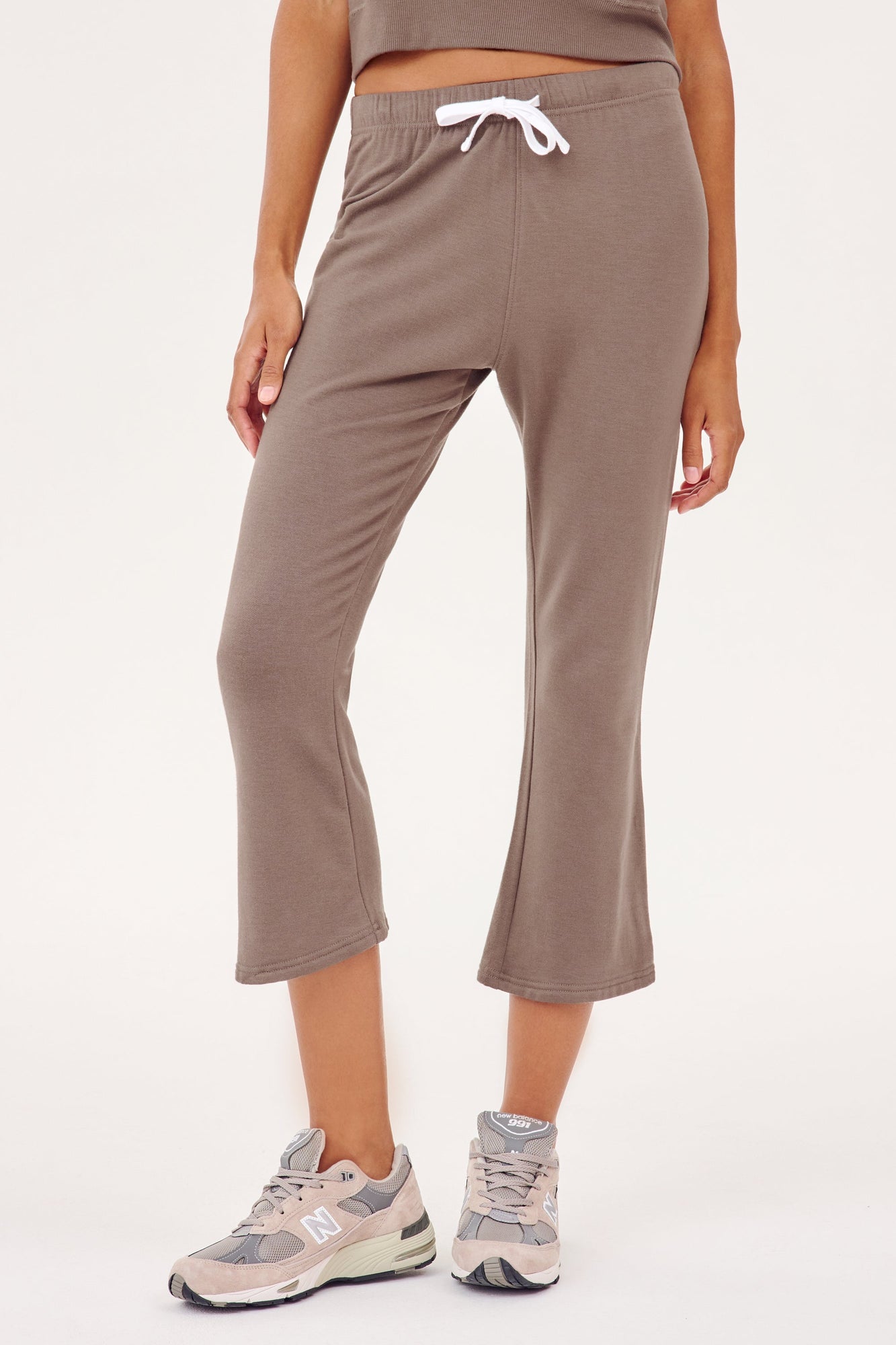 Brooks Fleece Cropped Flare | Lentil