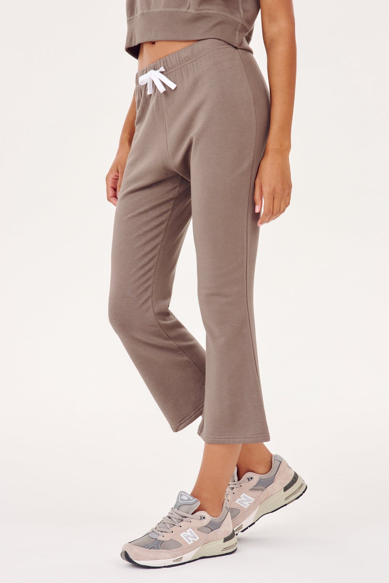 Brooks Fleece Cropped Flare | Lentil
