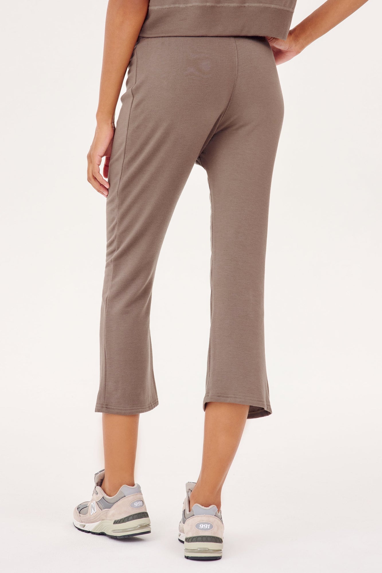 Brooks Fleece Cropped Flare | Lentil