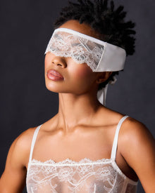 Anais Lace Eye Mask | Powder
