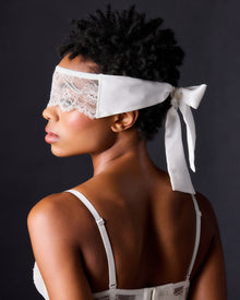 Anais Lace Eye Mask | Powder