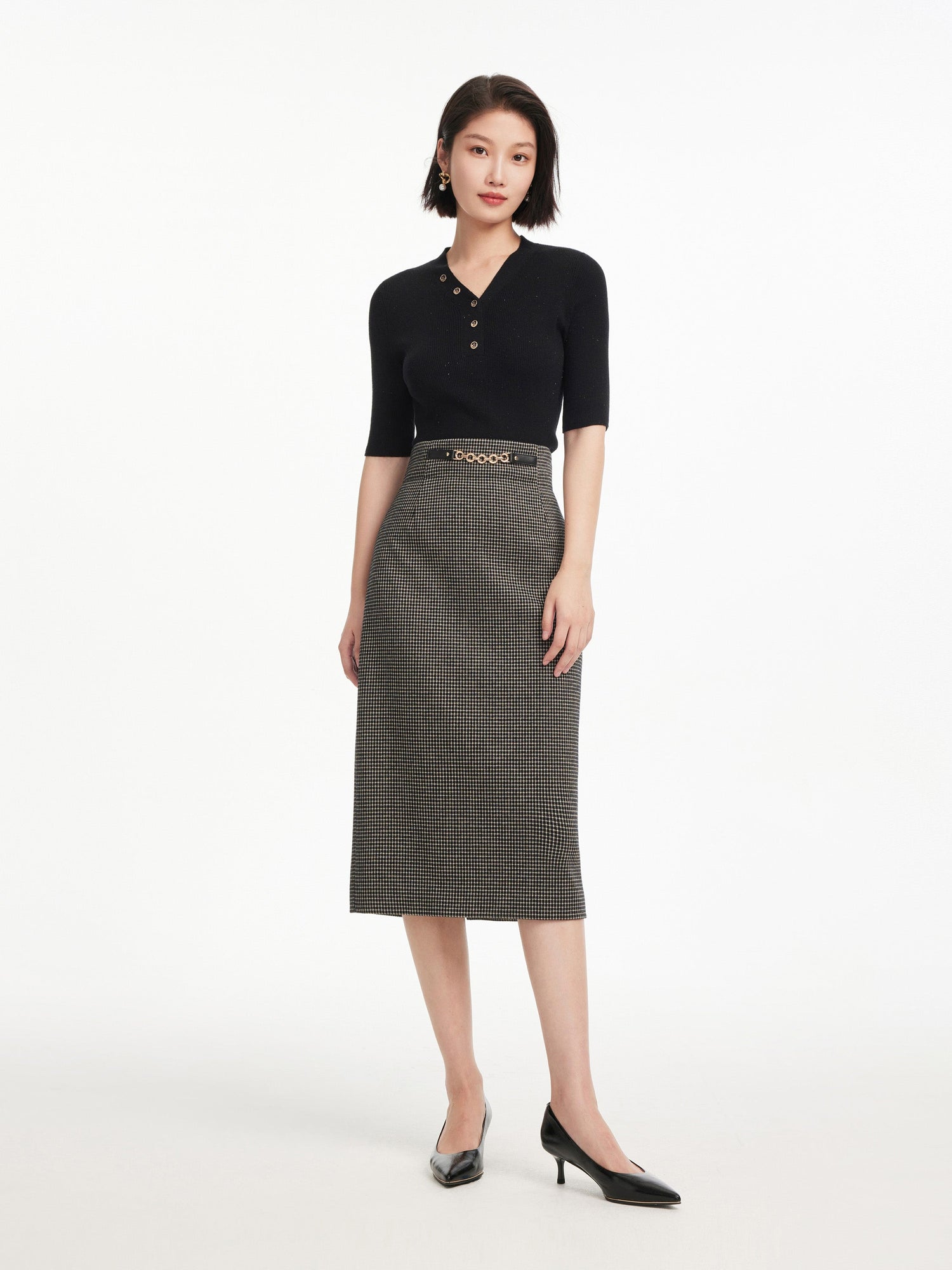 Wool V-Neck Fit Sweater Top | Black