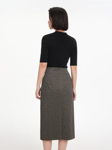 Wool V-Neck Fit Sweater Top | Black