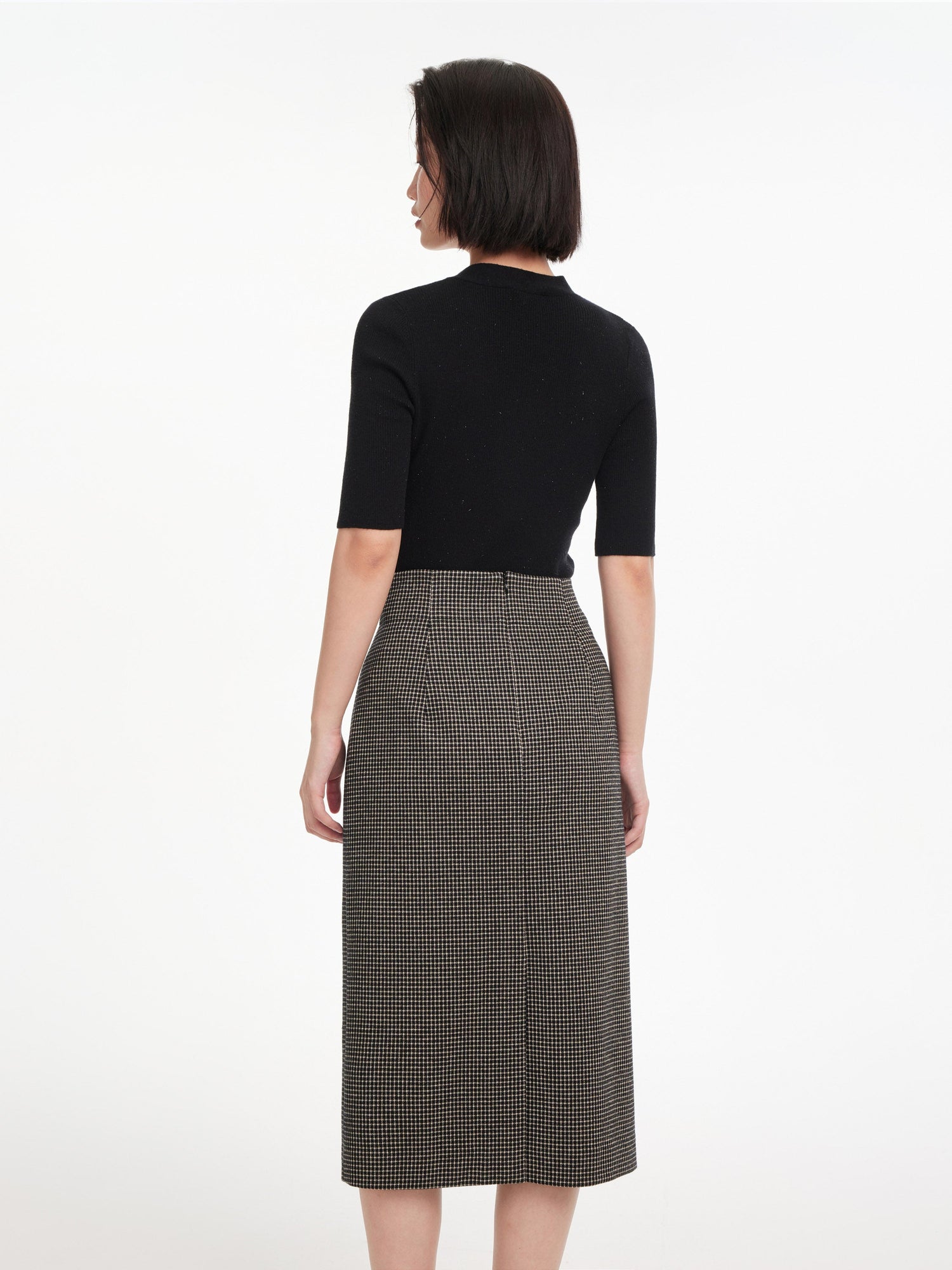 Wool V-Neck Fit Sweater Top | Black