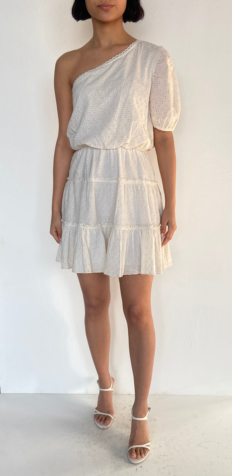 Hemant & Nandita | One-Shoulder Half-Sleeve Short Dress | White