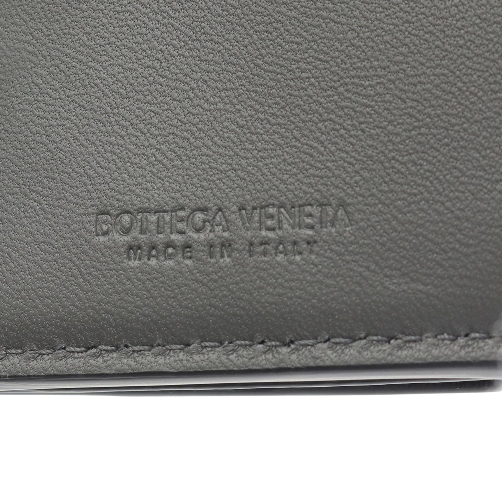 Bottega Veneta | Pre-Owned Nappa Intrecciato Trifold Wallet | Black