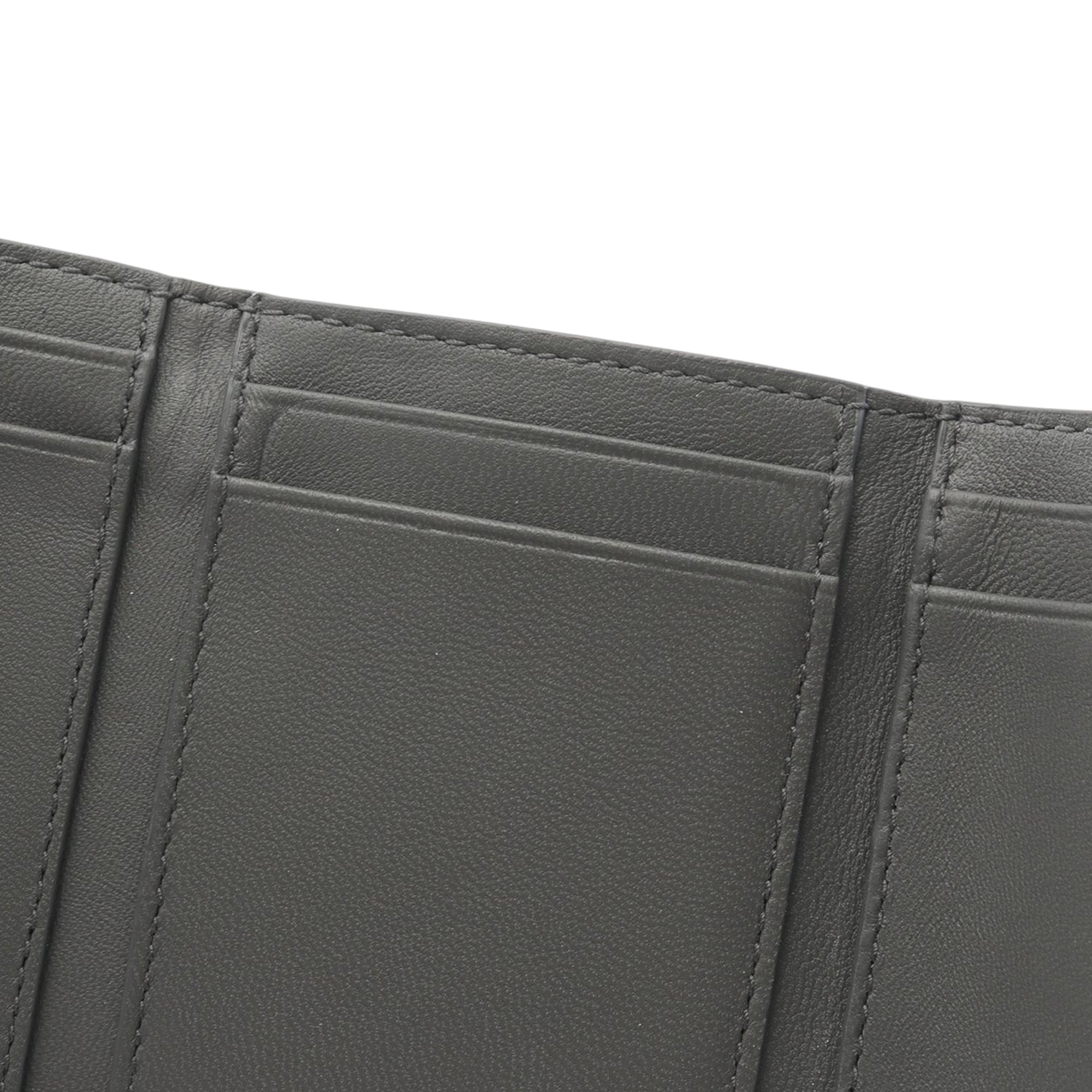 Bottega Veneta | Pre-Owned Nappa Intrecciato Trifold Wallet | Black