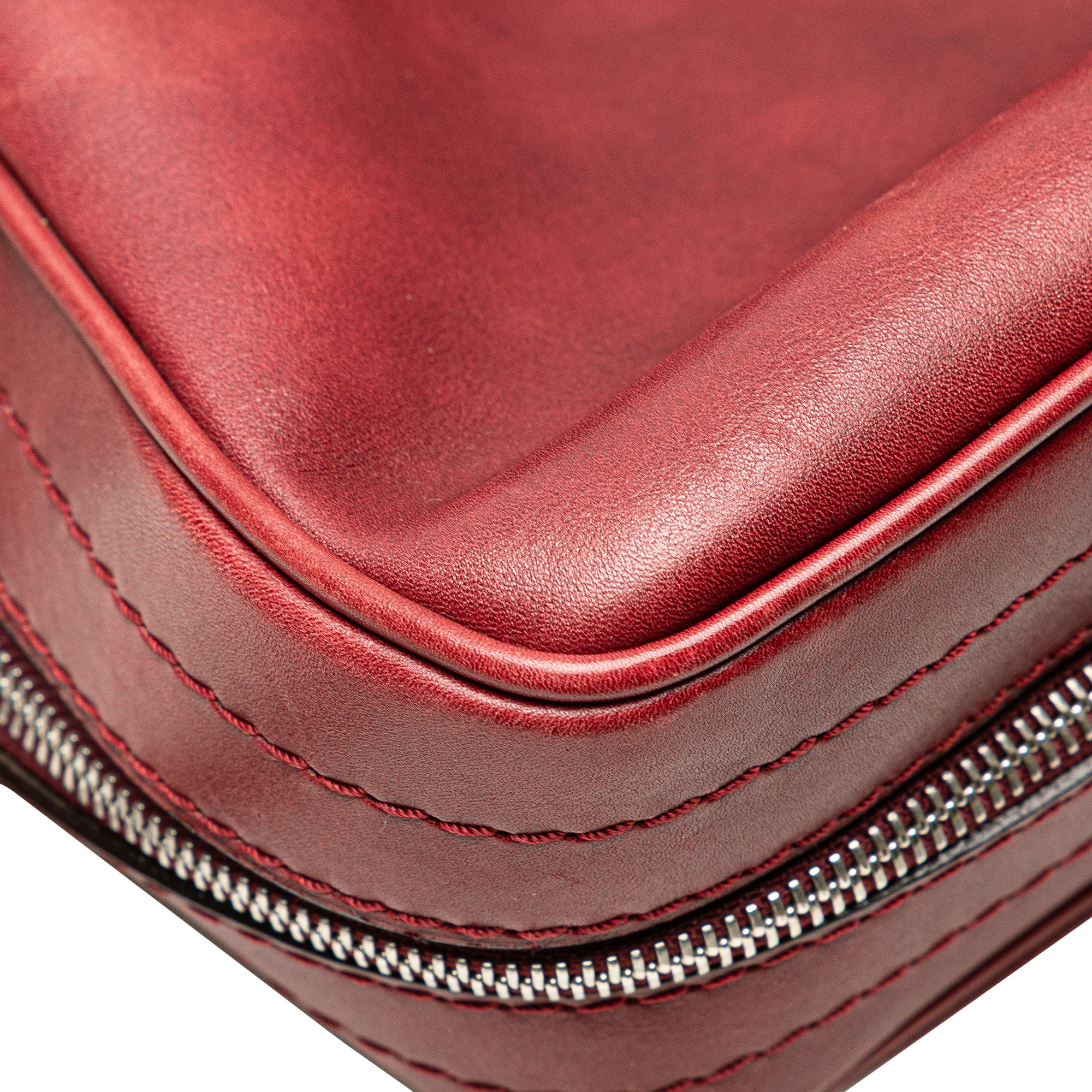 Louis Vuitton | Pre-Owned Cuir Bequia Porte Document Vertical Bag | Red