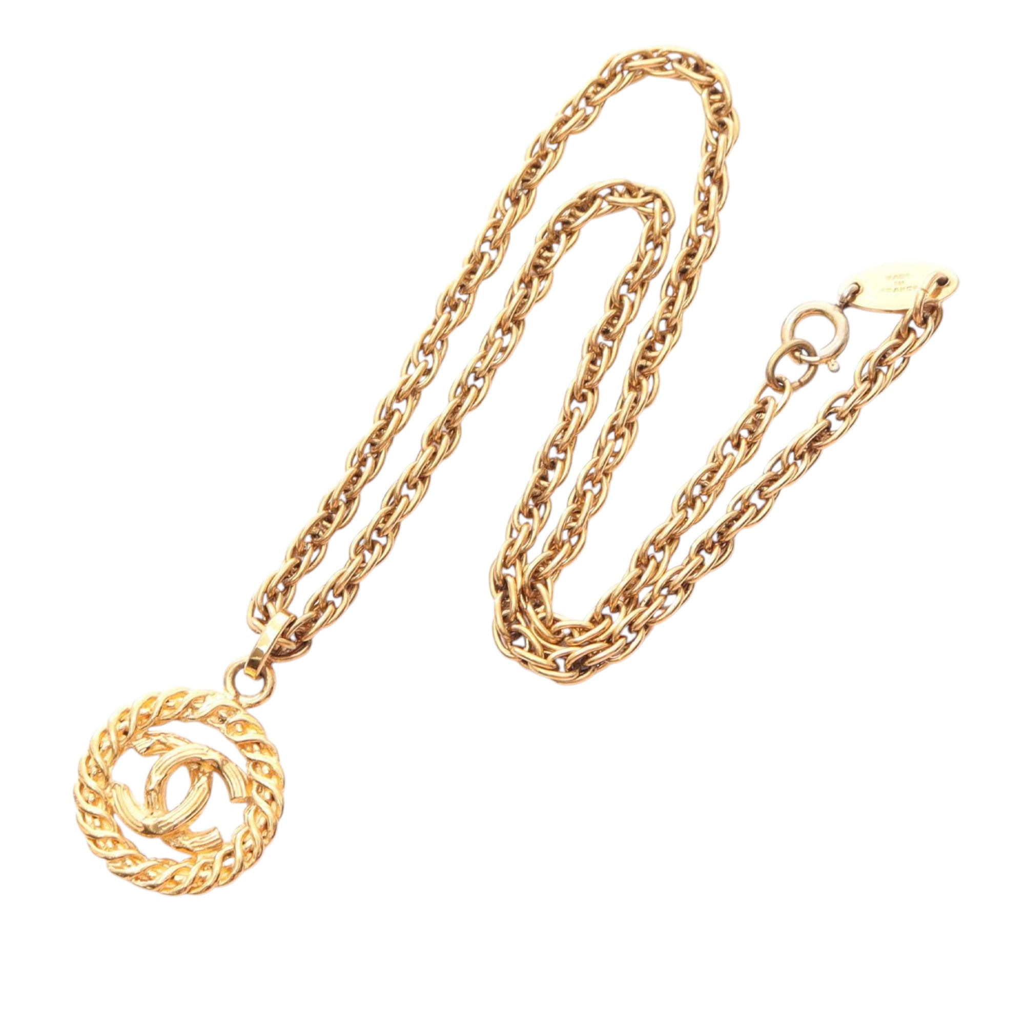 Chanel | Pre-Owned CC Gold Plated Round Pendant Necklace | Gold