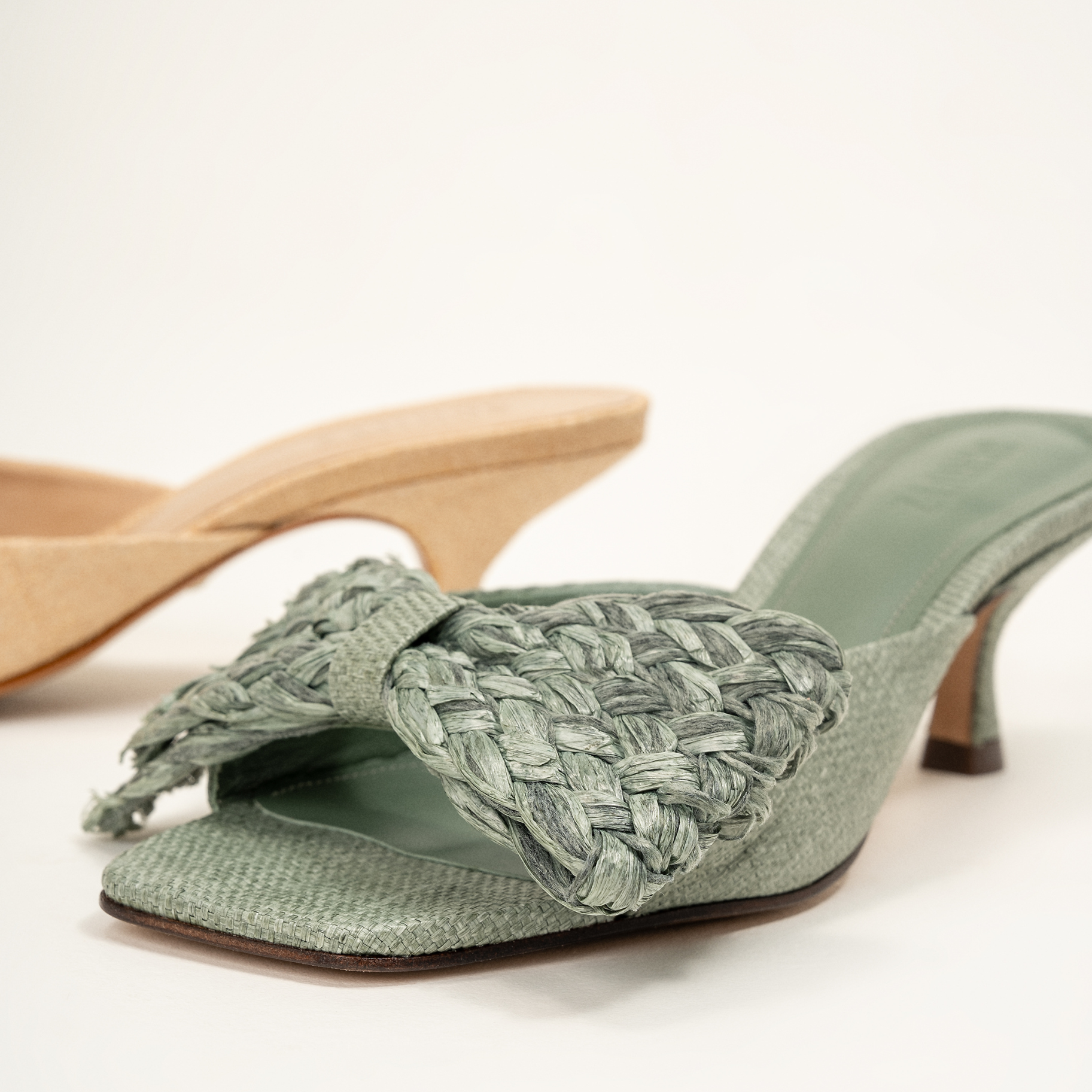 Lienne Straw Sandal | Green