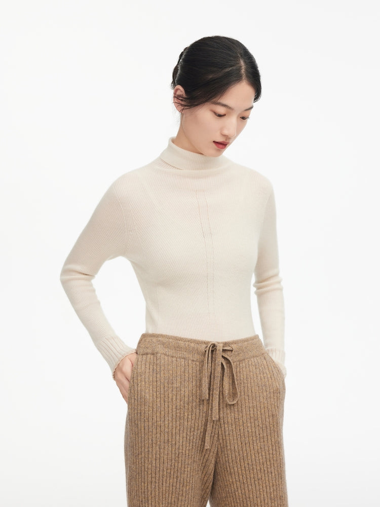 Turtleneck Cashmere Sweater | White