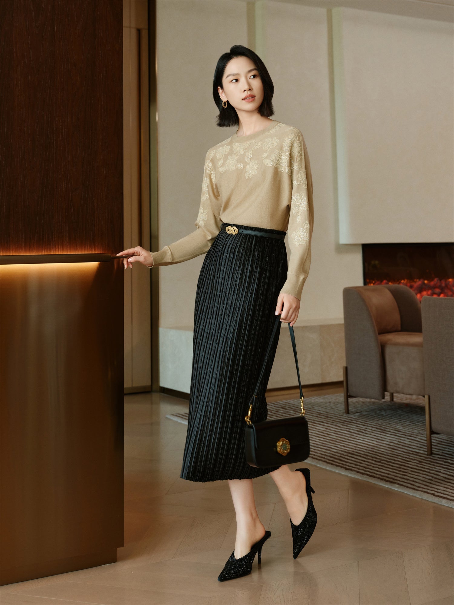H-Shaped Pencil Skirt | Black