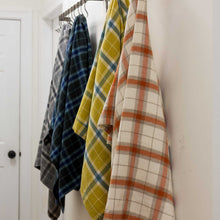 Aberdeen Throw | Ivory / Orange