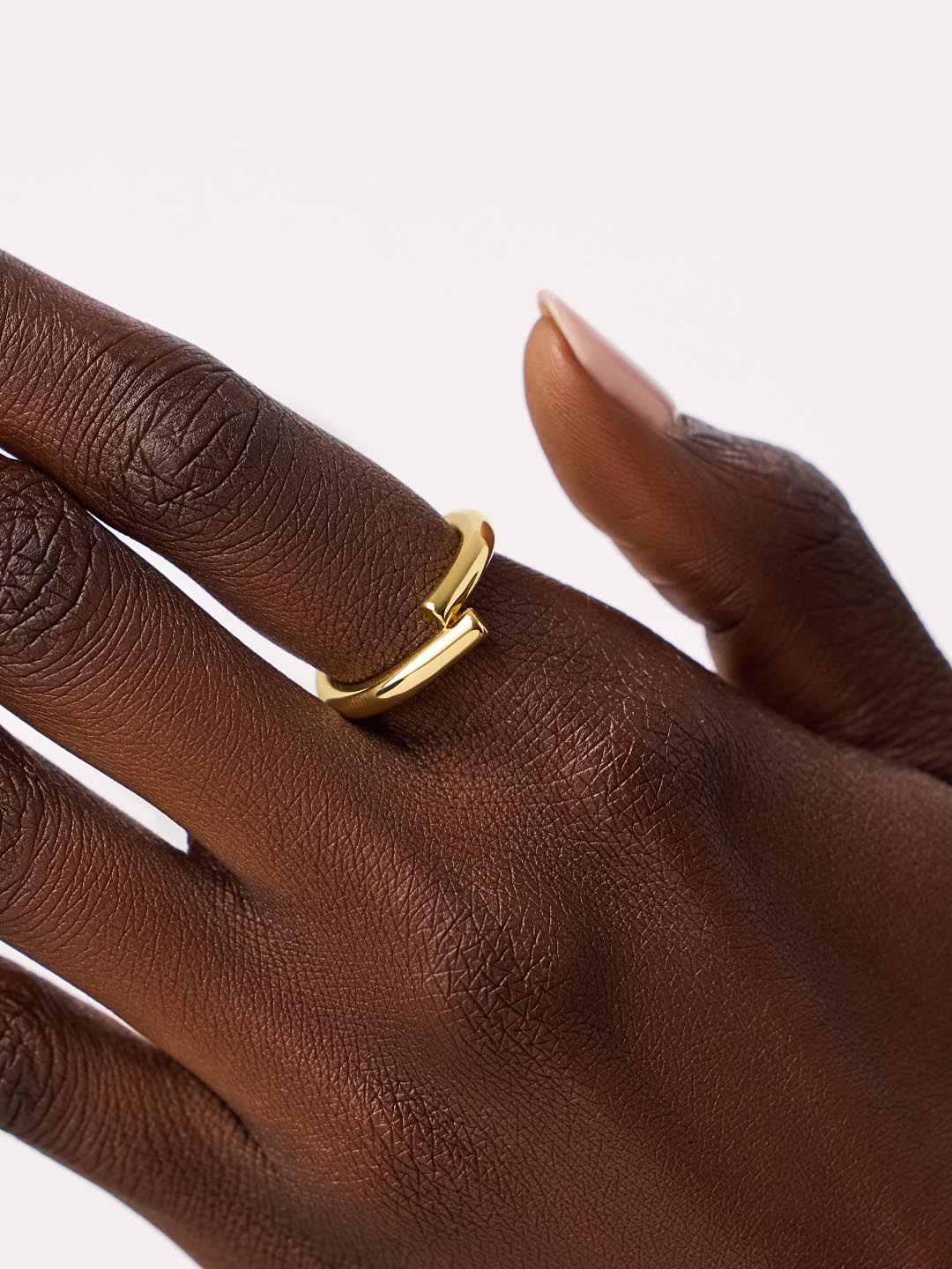 Gold Band Ring - Clover | 14K Gold on Brass