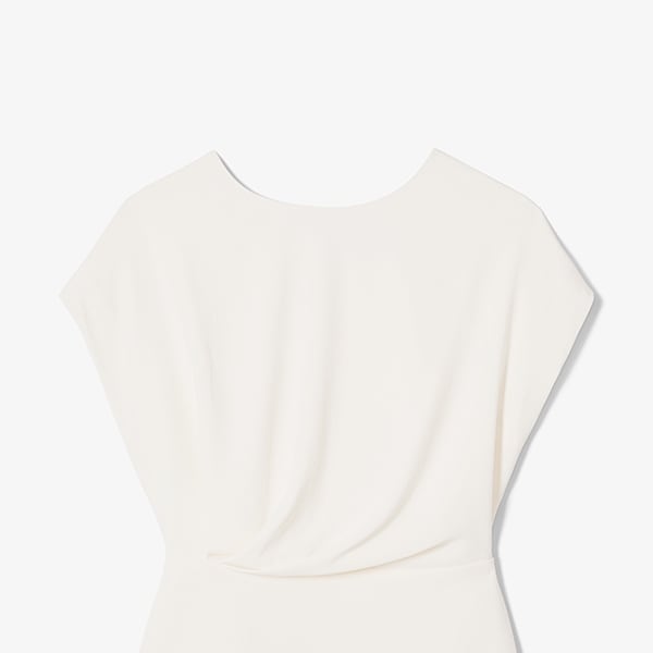 Packshot image of the Nejvi top in alabaster | Still | Exclude
