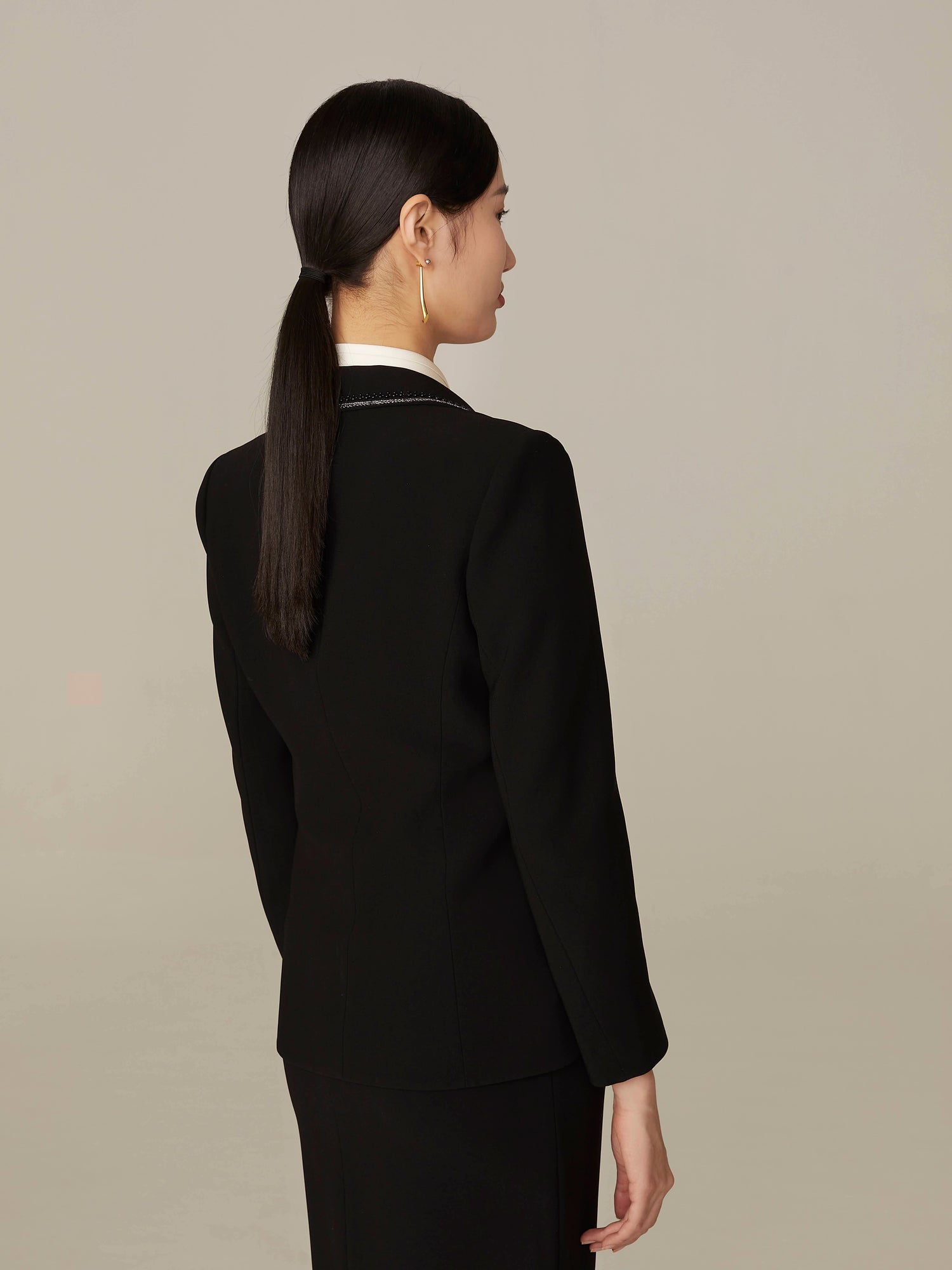 Contrast Detailing Blazer | Black
