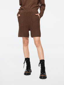 High-Waisted Knitted Shorts | Brown