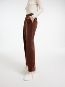 Slim-Cut Casual Track Trousers | Brown