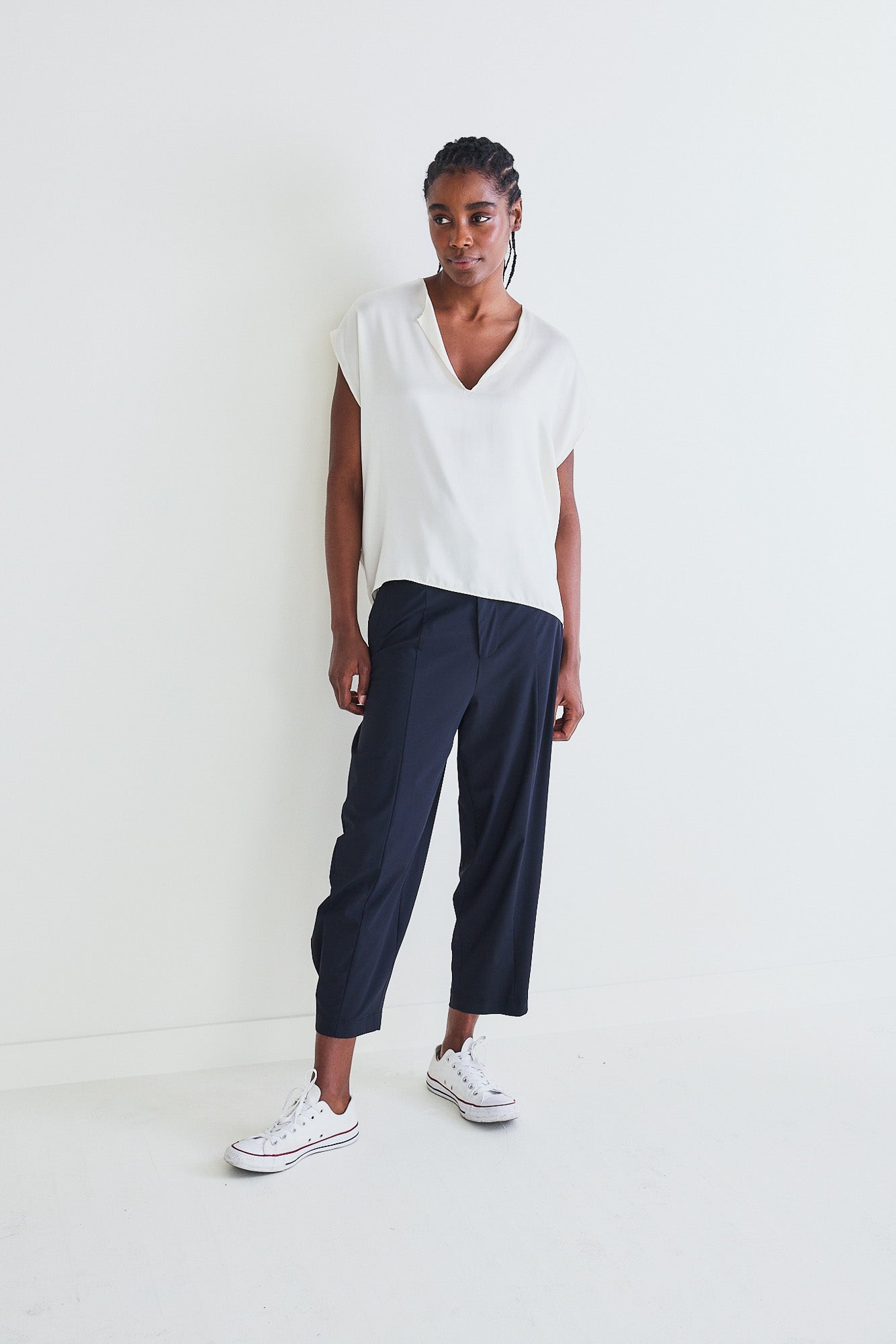 Detail Oriented Tapered Pants | Black