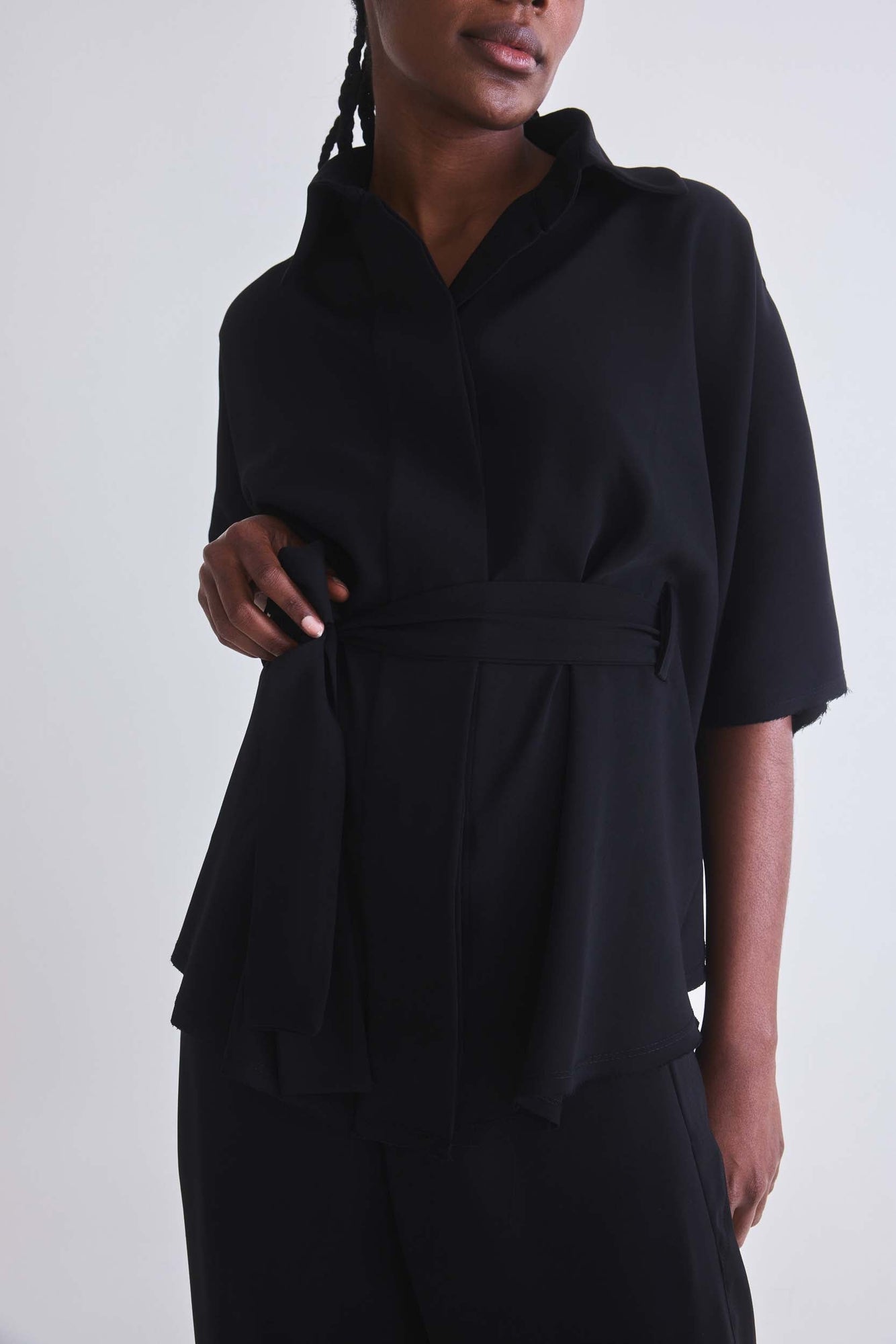 The Formal Surprising Blouse | Black