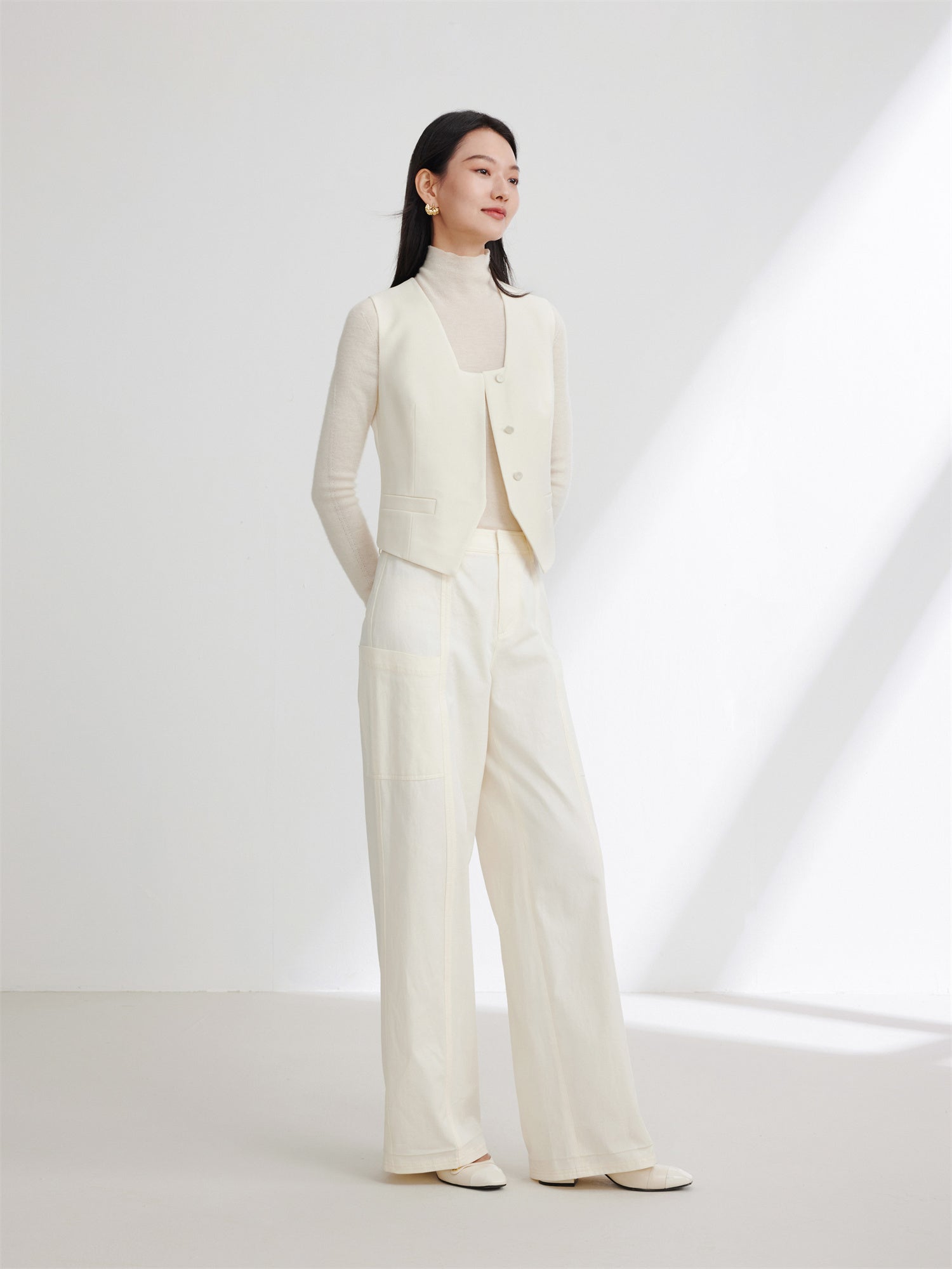 Vest | White